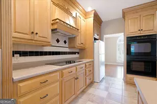 1628 Valley View Dr, Elberton, GA 30635 - Photo 16