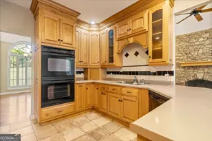 1628 Valley View Dr, Elberton, GA 30635 - Photo 12