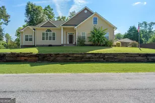 250 Rainbow Dr, Mansfield, GA 30055 - Photo 1