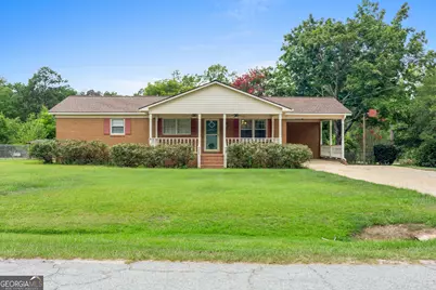 827 Betty Street, Sandersville, GA 31082 - Photo 2
