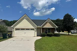 561 Highland Pointe Dr, Alto, GA 30510 - Photo 1