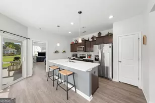 215 Crabapple Cir, Port Wentworth, GA 31407 - Photo 8