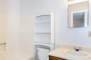 656 Bellemeade Ave NW, Atlanta, GA 30318 - Photo 4
