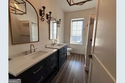 95 W Franklin Street #APT. B, Hartwell, GA 30643 - Photo 6
