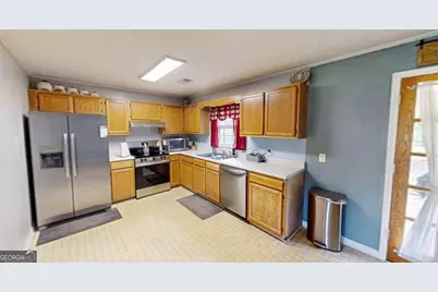 303 Jonaquil Avenue, Auburn, GA 30011 - Photo 6