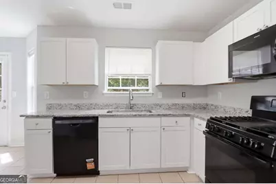 2545 Carolina Ridge, Riverdale, GA 30296 - Photo 8