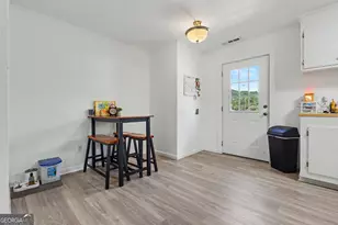 29 Fisher Ave, Clayton, GA 30525 - Photo 8