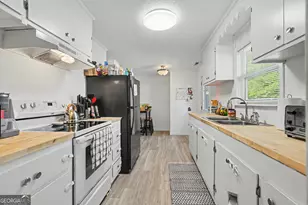 29 Fisher Ave, Clayton, GA 30525 - Photo 12