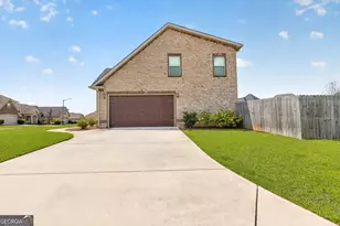 109 Charlotte Drive, Bonaire, GA 31005 - Photo 4