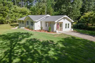183 Busbin Rd, Fayetteville, GA 30215 - Photo 2
