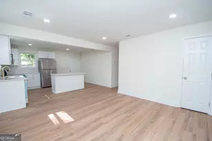 618 S Harlem Cir, Lagrange, GA 30241 - Photo 6
