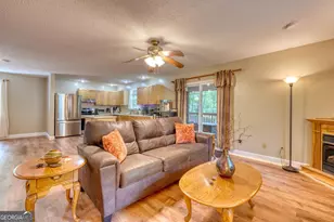 557 Grayce Ln, Hiawassee, GA 30546 - Photo 6