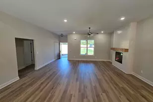 468 Bob Thomas Rd, Jackson, GA 30233 - Photo 2