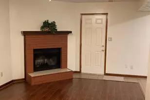 401 Riverbrook Ct, Riverdale, GA 30274 - Photo 2