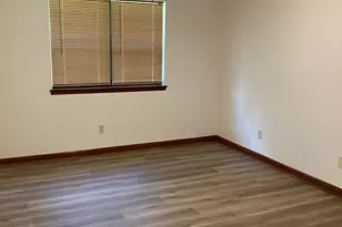 401 Riverbrook Ct, Riverdale, GA 30274 - Photo 6