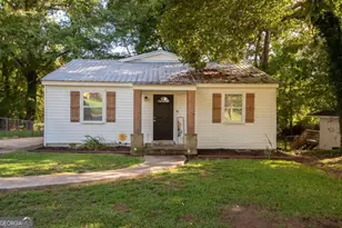 211 Rutland Cir, Lagrange, GA 30241 - Photo 2