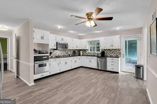 5112 Kurt Ln SW, Conyers, GA 30094 - Photo 16