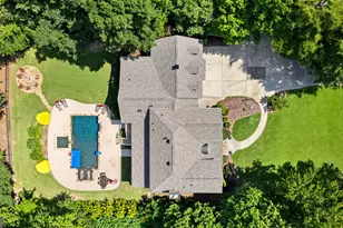 180 Ashborough Park, Fayetteville, GA 30215 - Photo 2