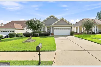 13 Hillside Drive, Newnan, GA 30265 - Photo 2