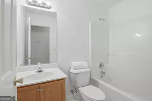 8790 Bay Creek Ln, Gainesville, GA 30506 - Photo 16