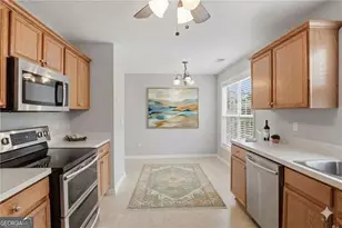 8790 Bay Creek Ln, Gainesville, GA 30506 - Photo 2