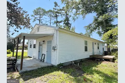 10 Grove Street, Hazlehurst, GA 31539 - Photo 2