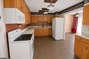 43 Mountain View Dr, Toccoa, GA 30577 - Photo 10