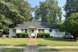 304 Peachtree St, Fort Valley, GA 31030 - Photo 1