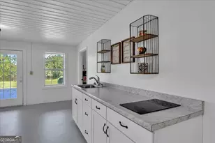 2009 Odom Rd, Wrightsville, GA 31096 - Photo 28