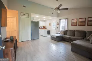 199 N Arizona St, Kingsland, GA 31548 - Photo 2