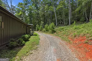 121 Waterfalls Wy, Clarkesville, GA 30523 - Photo 36