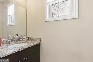 130 Maple Dr, Commerce, GA 30529 - Photo 18