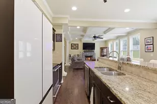 130 Maple Dr, Commerce, GA 30529 - Photo 10