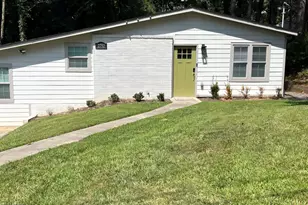 2752 Santa Barbara Dr NW, Atlanta, GA 30318 - Photo 1