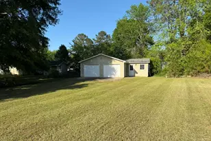 81 Crowell Rd SE, Conyers, GA 30094 - Photo 34