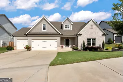 279 Parkers Place, Hoschton, GA 30548 - Photo 2