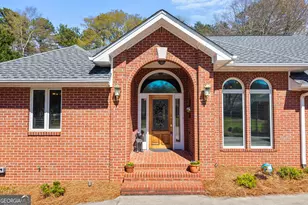 424 Capri Point, Lavonia, GA 30553 - Photo 8
