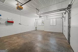 424 Capri Point, Lavonia, GA 30553 - Photo 24