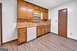 65 Pinehurst Dr, Stockbridge, GA 30281 - Photo 10