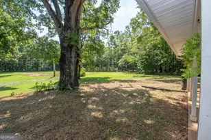 247 Ball St, Moreland, GA 30259 - Photo 34