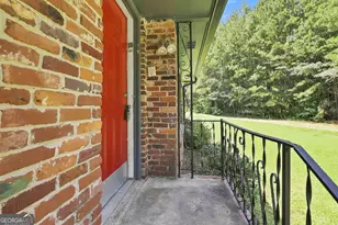 490 Mehaffey Dr, Fairburn, GA 30213 - Photo 8