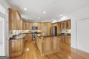 1340 Eryn Cir, Suwanee, GA 30024 - Photo 20