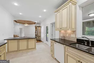 1340 Eryn Cir, Suwanee, GA 30024 - Photo 52