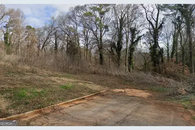 3190 Granby Avenue, Scottdale, GA 30079 - Photo 2