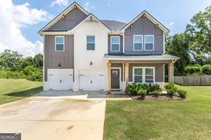 111 Cornfield Cir, Perry, GA 31069 - Photo 2