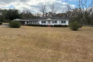 451 Underwood St, Milledgeville, GA 31061 - Photo 2