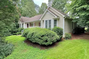 439 Abbington Ln, Douglasville, GA 30134 - Photo 2
