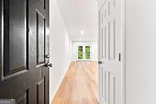 5095 Roswell Rd, Sandy Springs, GA 30342 - Photo 2