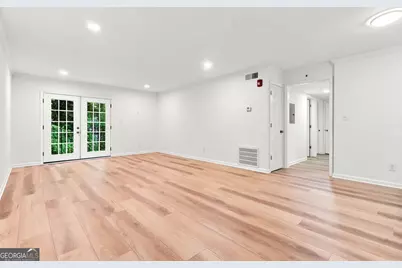 5095 Roswell Road #203, Sandy Springs, GA 30342 - Photo 4