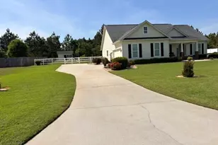 108 Nicole Ave, Statesboro, GA 30461 - Photo 2